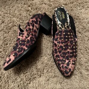 Kittenish Mule Slides